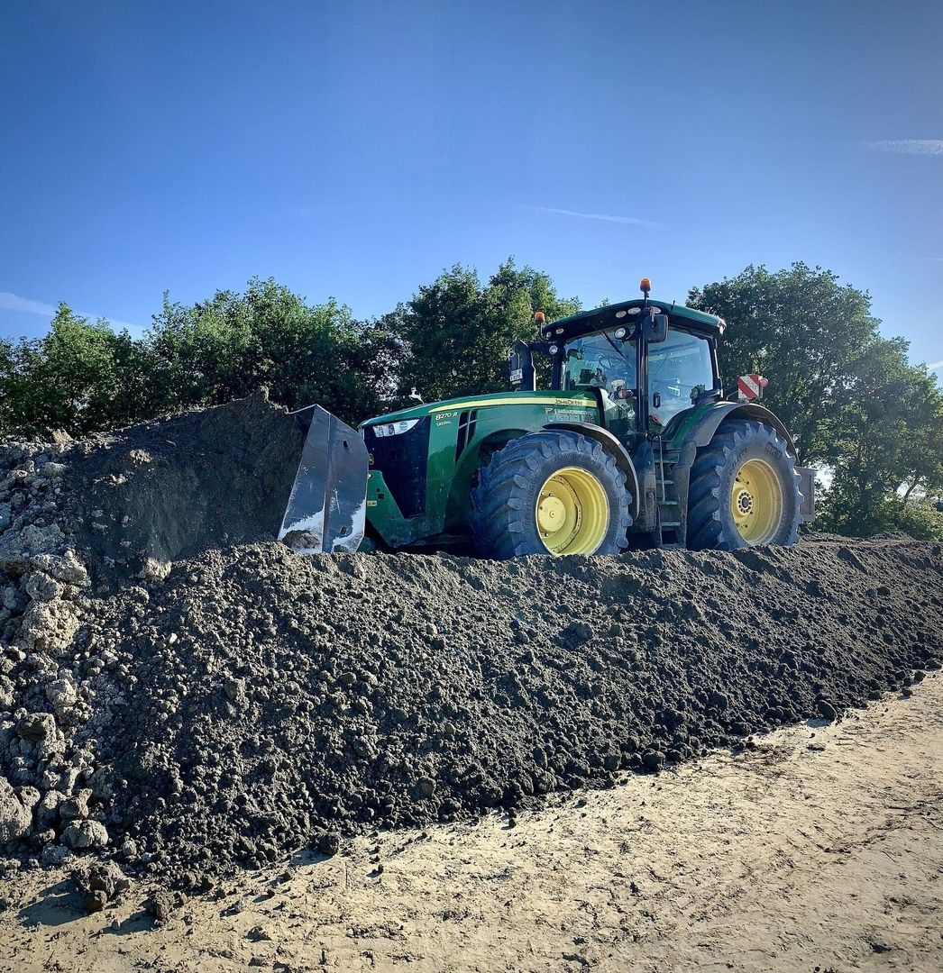 Baustelle mit Bagger